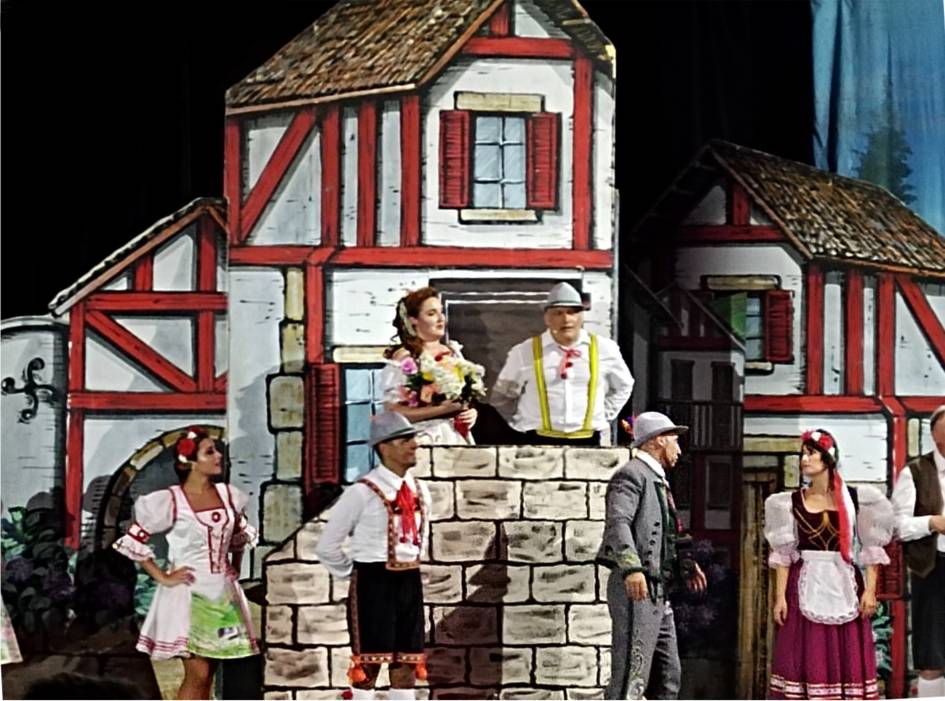 L'Auberge du Cheval Blanc, Nice (Théâtre de Verdure) 1 Auberge 3